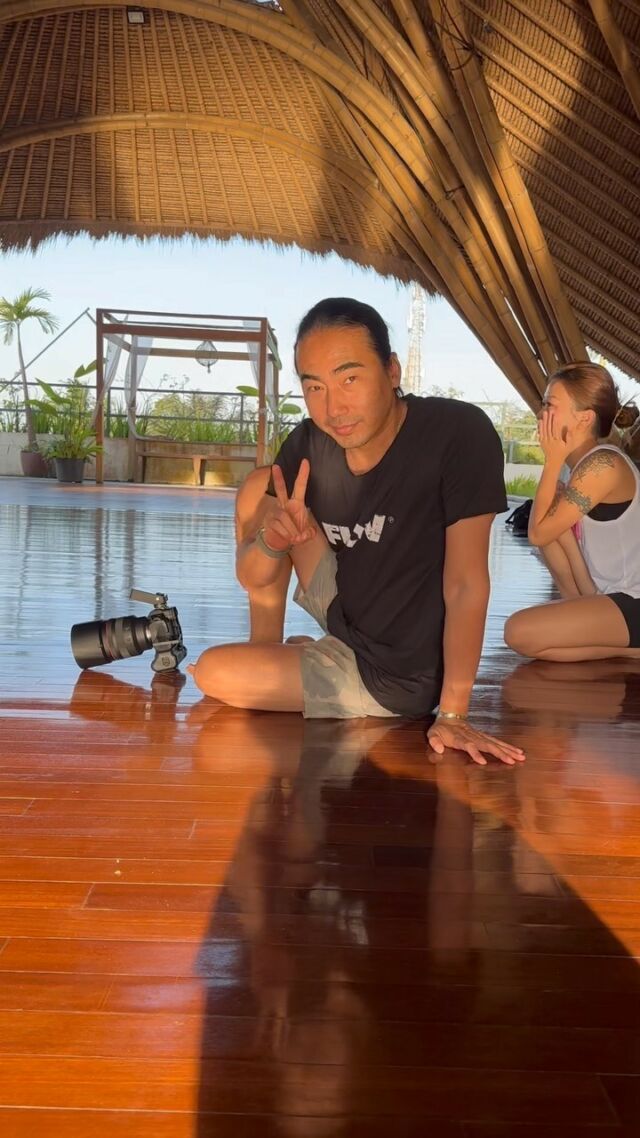 About today morning‘s photo shooting :-) 
. 
I‘m so excited for the pictures! So sure they’re gonna be amazing!!! 
Few spots left for the next few days, are you in?? 

#insideflowglobalsummit2022 #insideflow #insideflowfamily